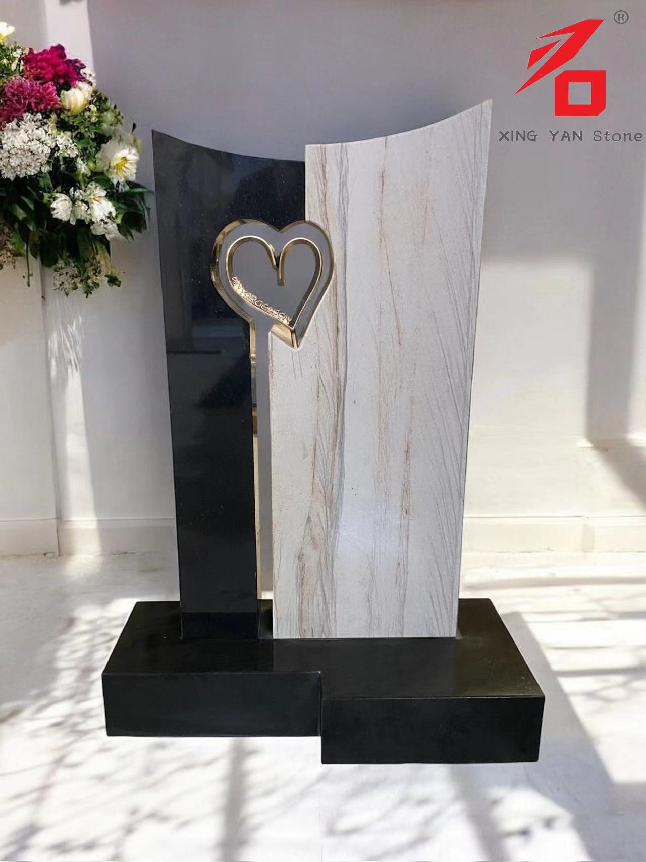 Monumen Penghargaan Hati Abadi